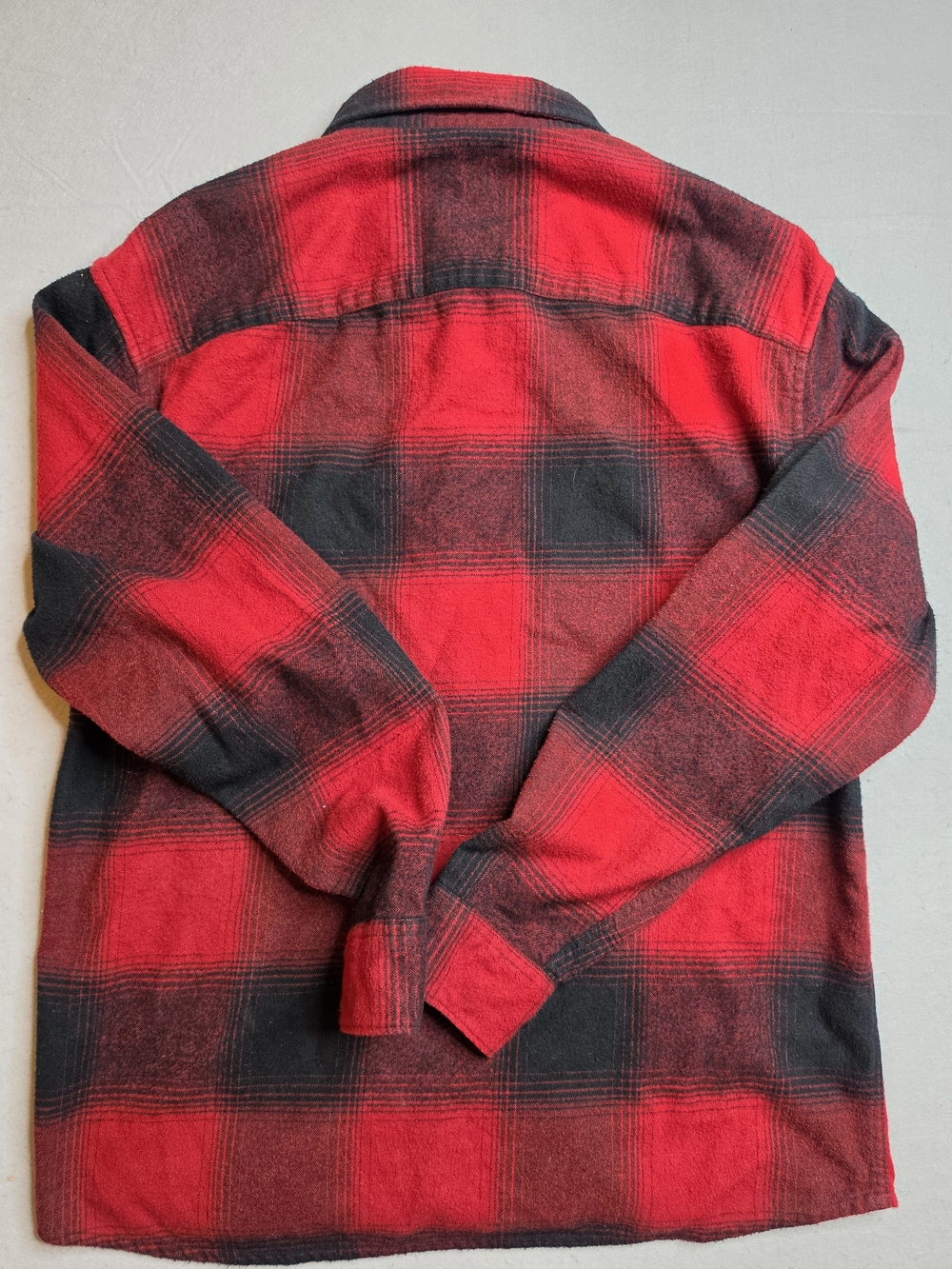 Abercrombie & Fitch Men's Soft Red Plaid Flannel Shirt Size XS - Picture 7 of 7